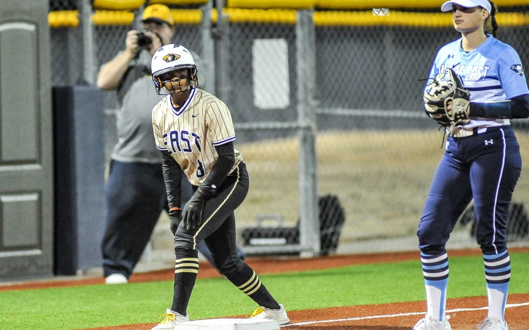 Lady Panthers win two of five to open season