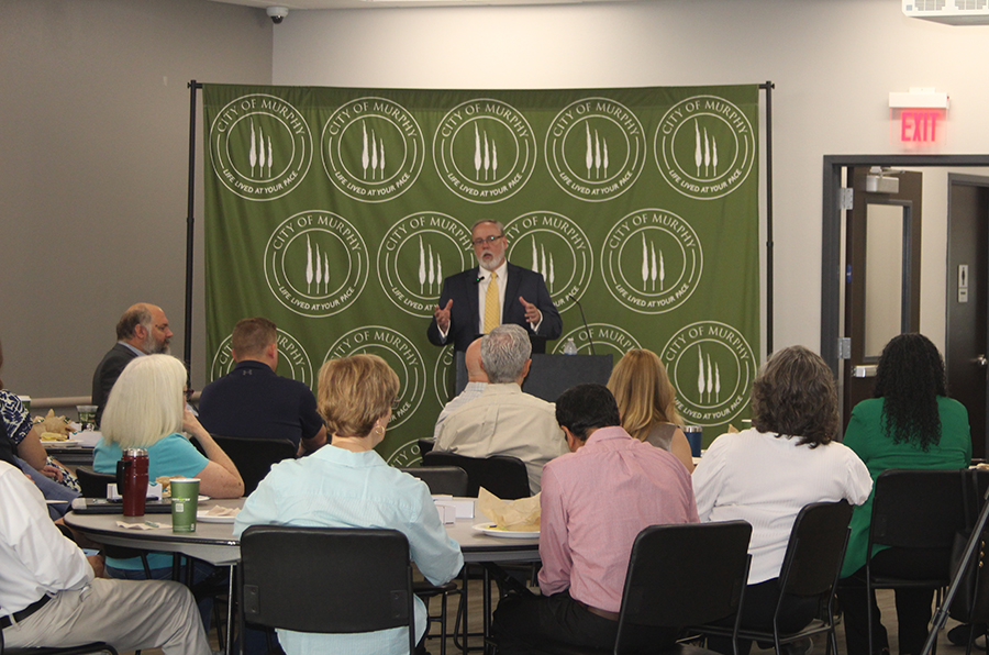 Mayor highlights city’s growth, vision
