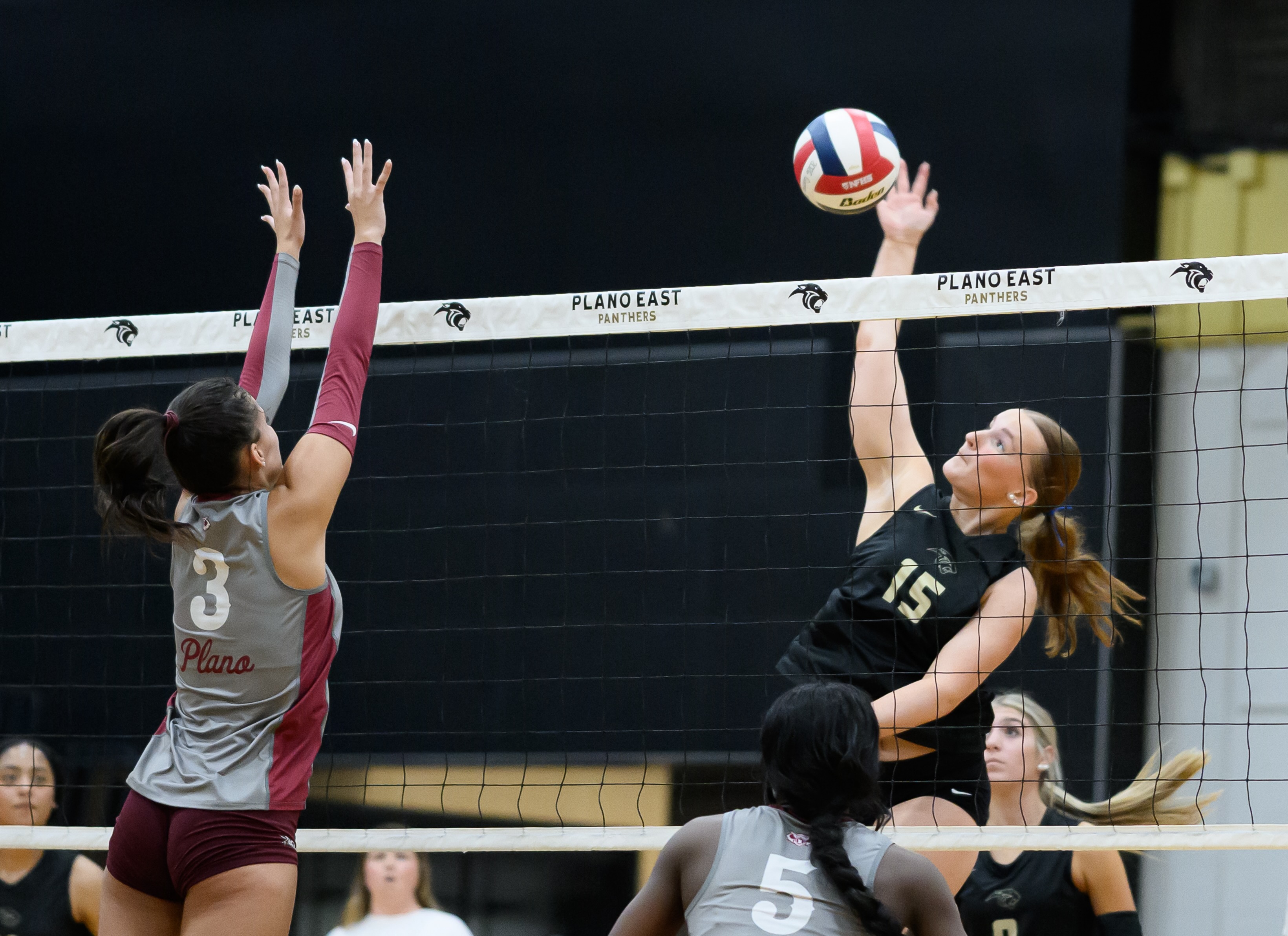Plano East moves into tie for 1st in District 7-6A